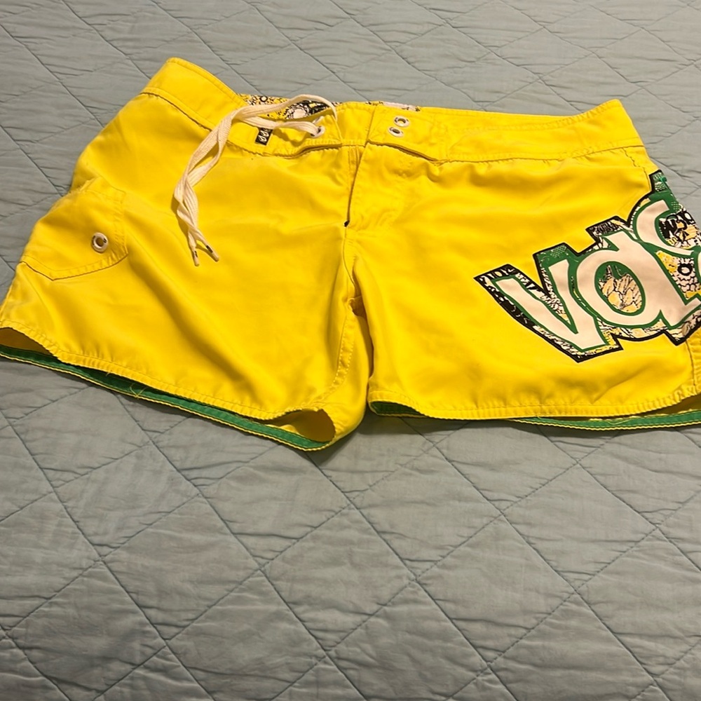 Volcom women’s board shorts size 9